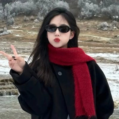 比宇宙更遥远的地方 海报